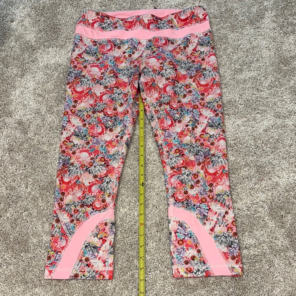 Lululemon Inspire crop